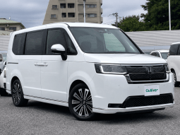 2022 Honda Step WGN 6AA-RP8